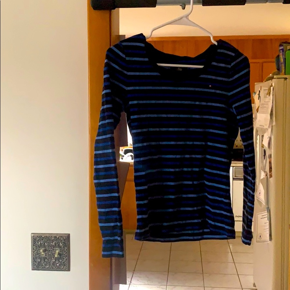 Long sleeve shirt, blue stripes
